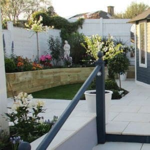 Thorndown-Greymond-Wood-Paint-fence-LYG-2018