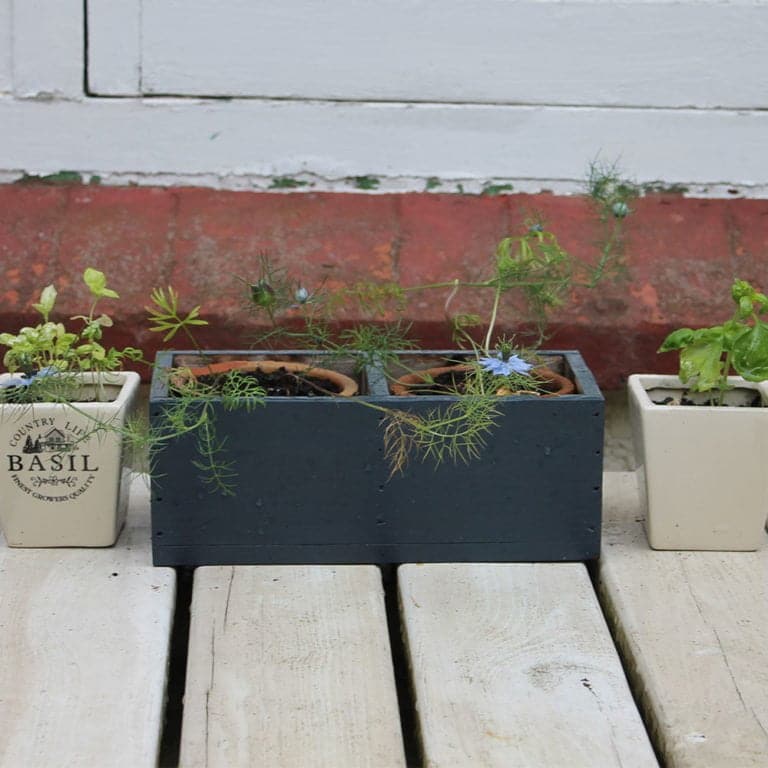 RAL 7016 Anthracite Grey Wood Paint Thorndown Wood & Glass Paints