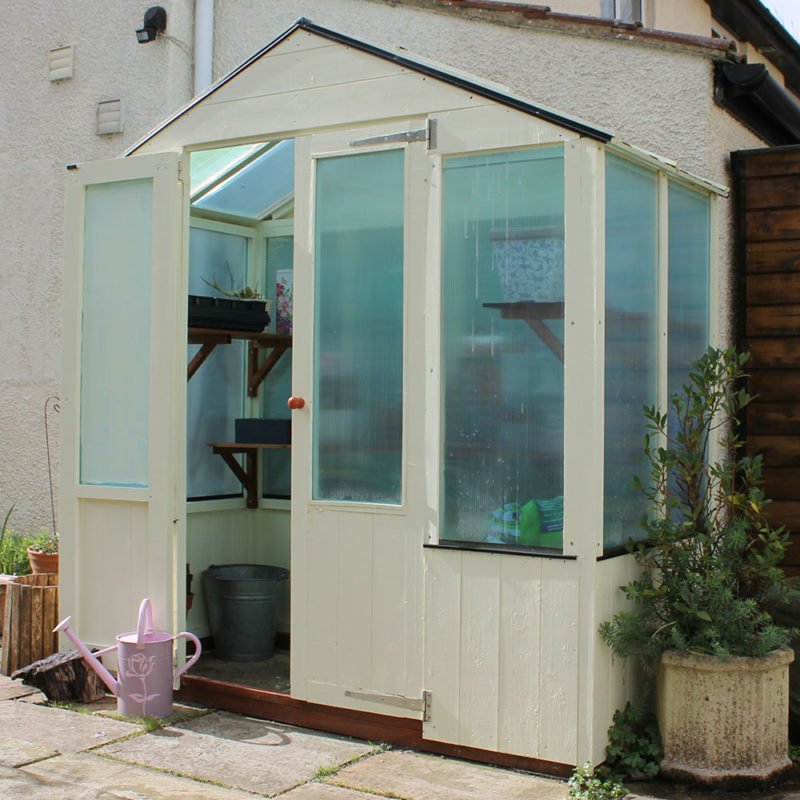 Greenhouse Shading with Thorndown’s Peelable Glass Paint Thorndown