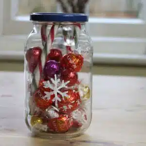 Thorndown-Peelable-Glass-Paint-snowflake-chocolate-jar