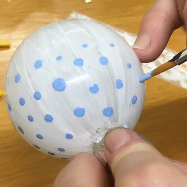 Painting-spots-on-snow-bauble-with-Thorndown-Peelable-Glass-Paint