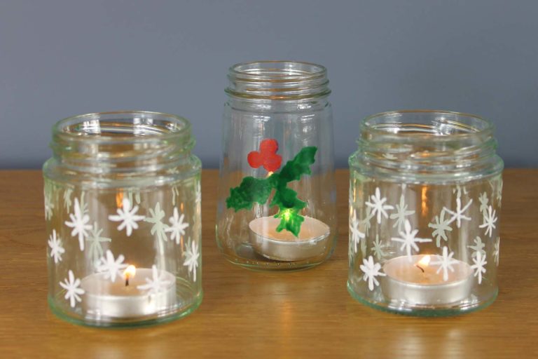 Tea-light-jam-jars-painted-with-Thorndown-Peelable-Glass-Paint