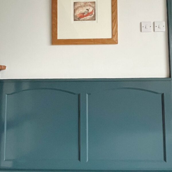 Thorndown-Avalon-Blue-Wood-Paint-panelling-and-Limestone-Wall-Paint
