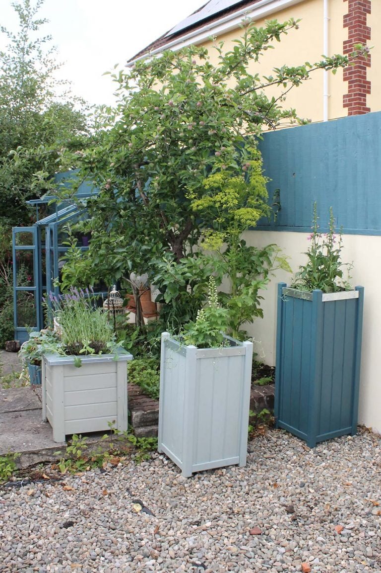 Thorndown-Wood-Paint-on-Forest-Planters