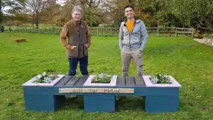 Love-Your-Weekend-planter-with-Wayne-Perrey-and-Alan-Titchmarsh-painted-with-Thorndown-Avalon-Blue-and-Rock-Rose-Wood-Paint