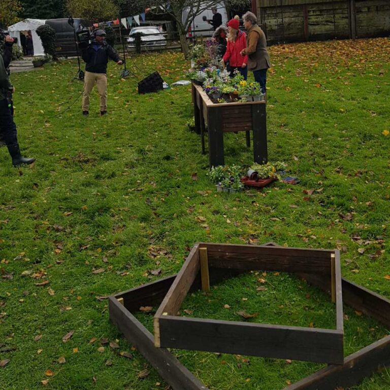 Love-Your-Weekend-planters