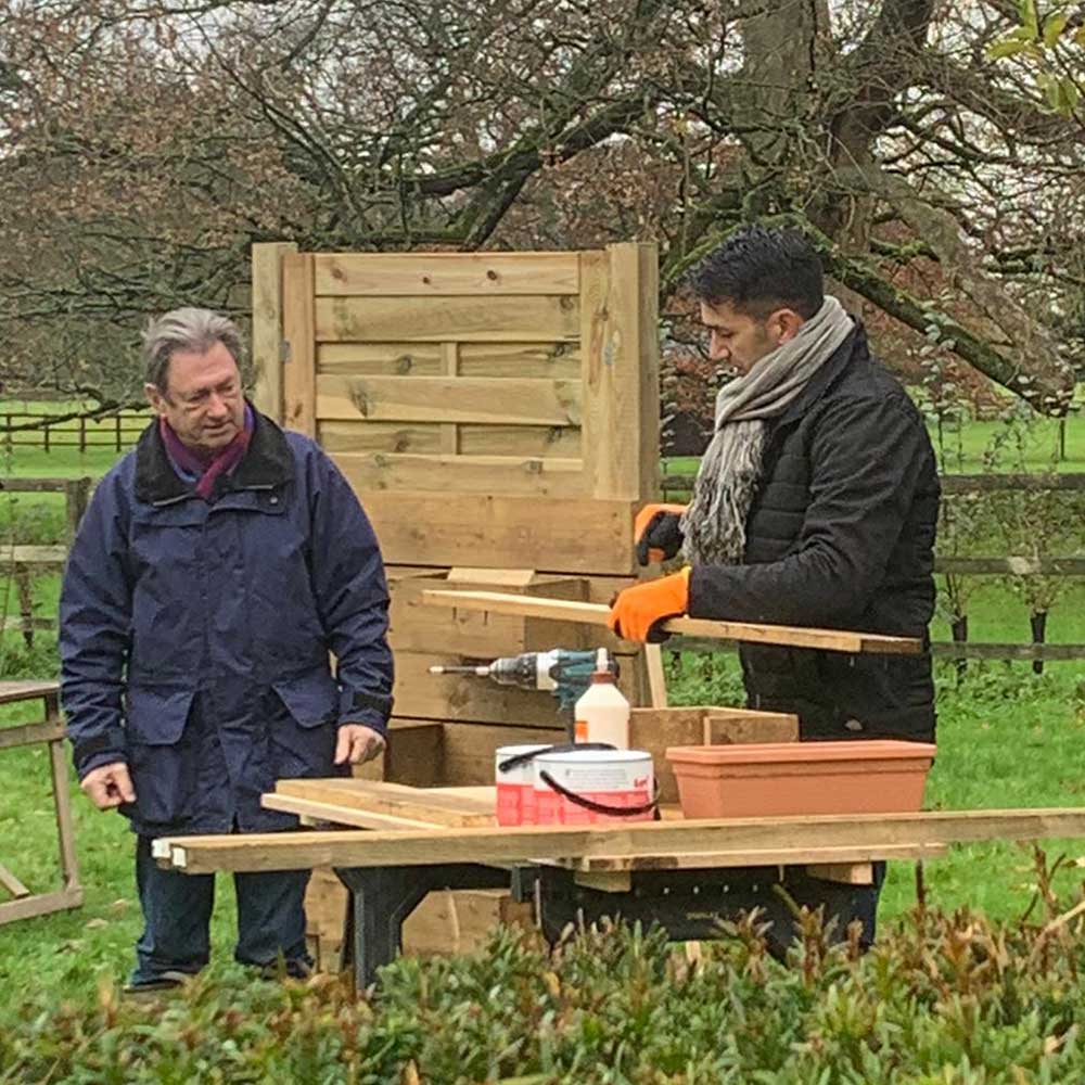 Wayne-Perrey-making-a-vertical-planter-on-ITV-Love-Your-Garden-with-Alan-Titchmarsh