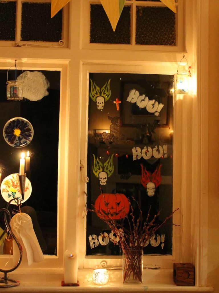 Thorndown-Peelable-Glass-Paint-windows_d2