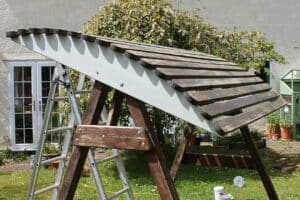 Miami-Swing-Seat-sanded-for-painting