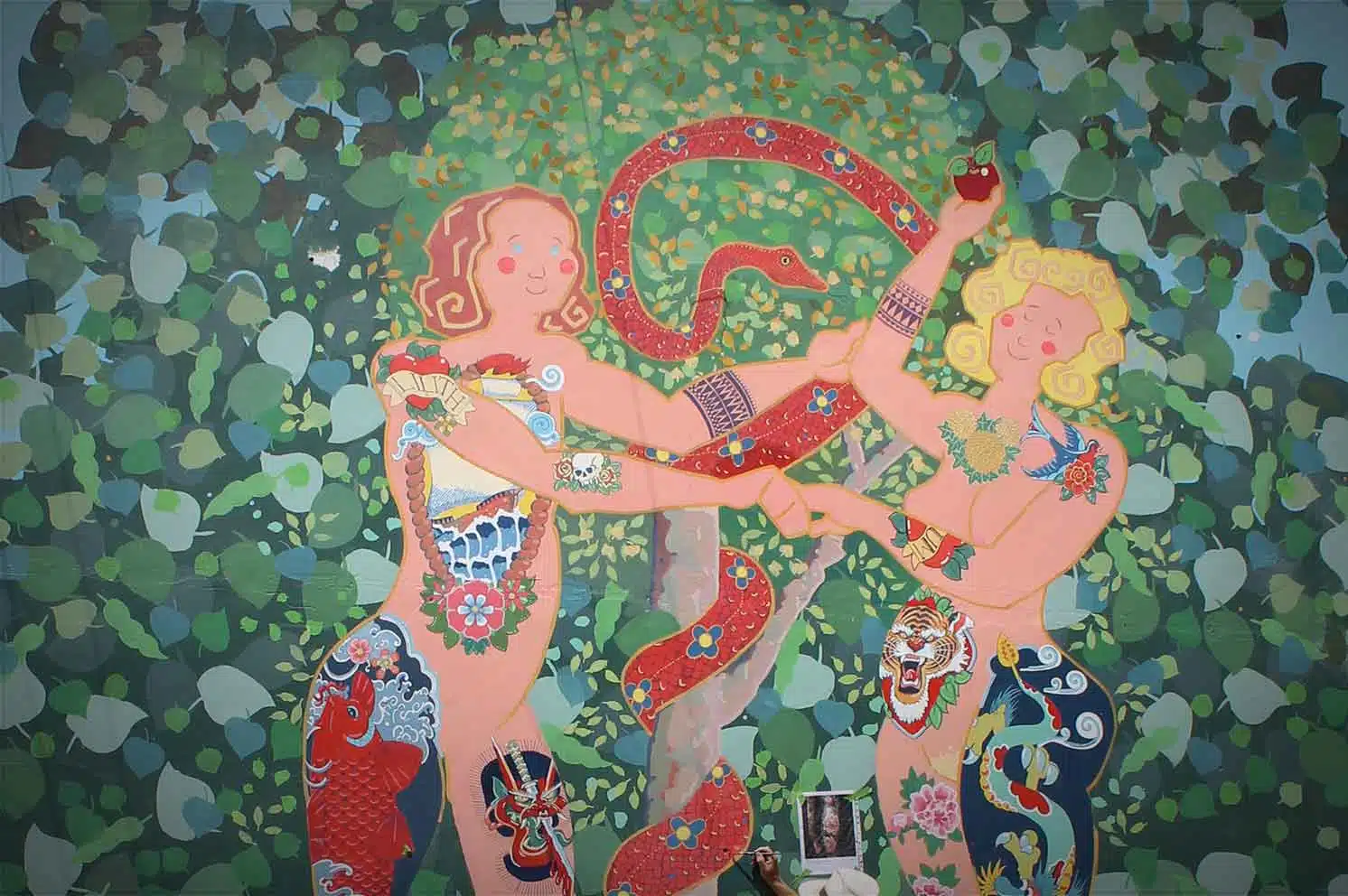 Thorndown-Paint-Adam-and-Eve-Mural