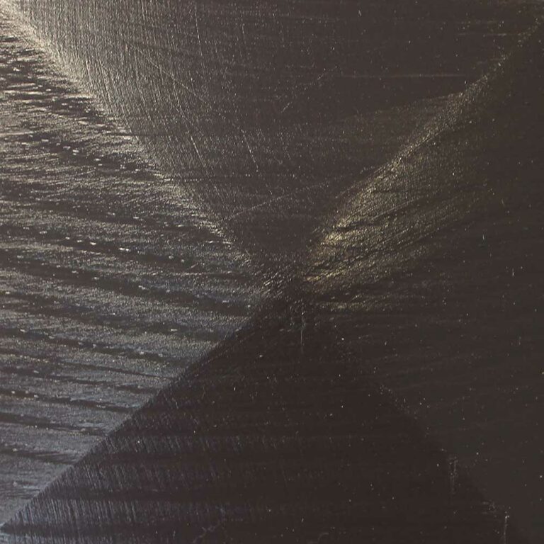 Thorndown-Whortleberry-Wood-Paint-Pyramid