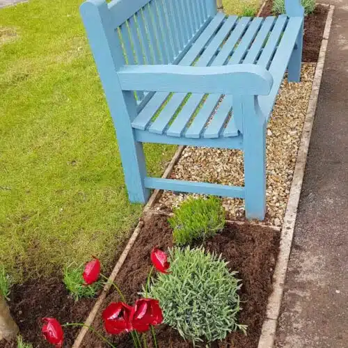 Bench-painted-with-Thorndown-Launcherley-Blue-Wood-Paint_Love-Your-Garden_Taunton2