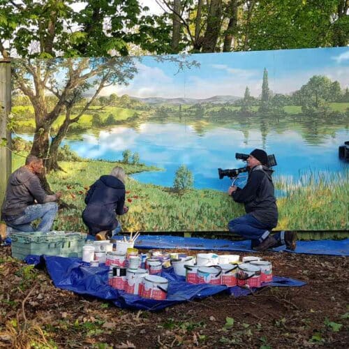 Jon-Minshull-and-Katie-painting-mural-with-Thorndown-Wood-Paint_Love-Your-Garden-Taunton2