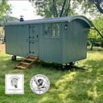 Lincolnshire-Shepherd-Huts_sq2