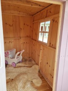 Roundpeg-Kids-Shepherds-Hut-in-Thorndown-Rock-Rose-and-Swan-White-Wood-Paint_4