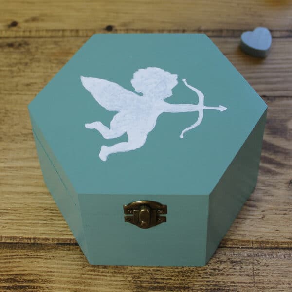 Thorndown-Wetlands-Green-Wood-Paint-with-Swan-White-stencil-on-craft-box