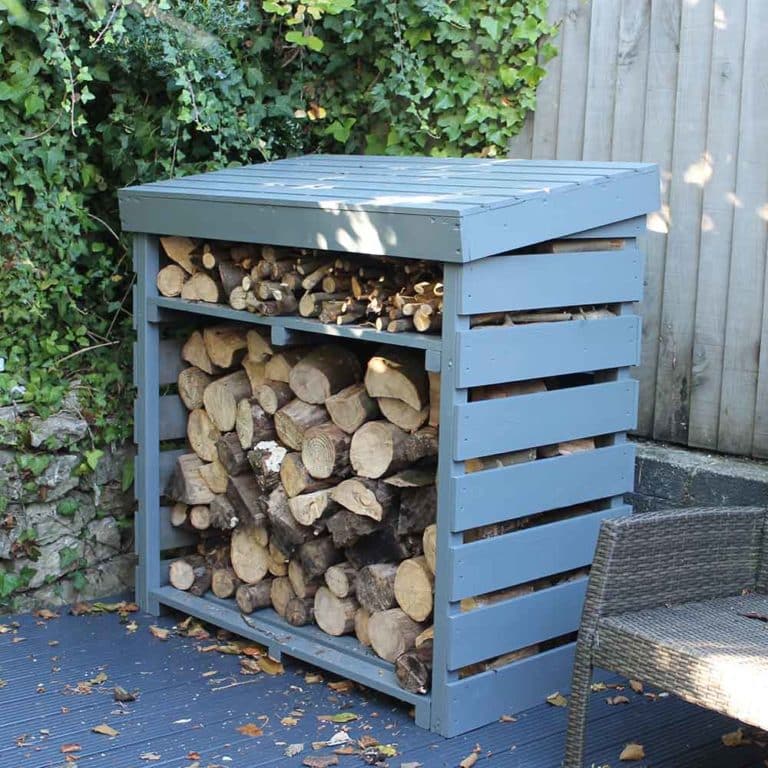 Thorndown-Mercury-Grey-Wood-Paint-on-Hutton-Log-Store_2