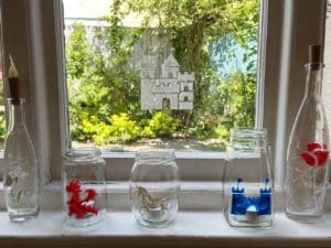 Thorndown-Peelable-Glass-Paint-Platinum-Jubilee-painted-decorations-and-stencil