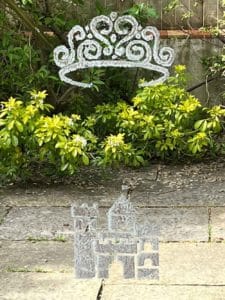 Thorndown-Zinc-Grey-Peelable-Glass-Paint-crown-and-palace-stencils