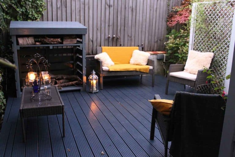 Thorndown-RAL-7016-Anthracite-Grey-Wood-Paint-on-decking-area
