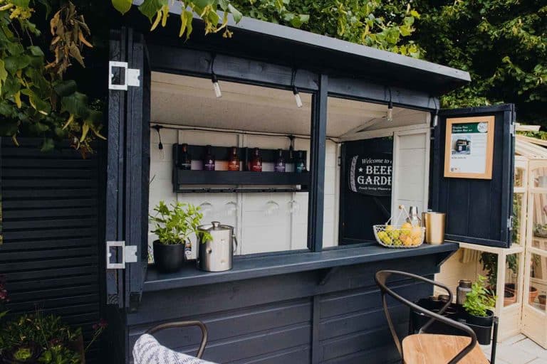 Forest-Garden-Bar_Hampton-Court_Thorndown-Wood-Paint-RAL-7016-Anthracite-Grey-and-Greymond_2