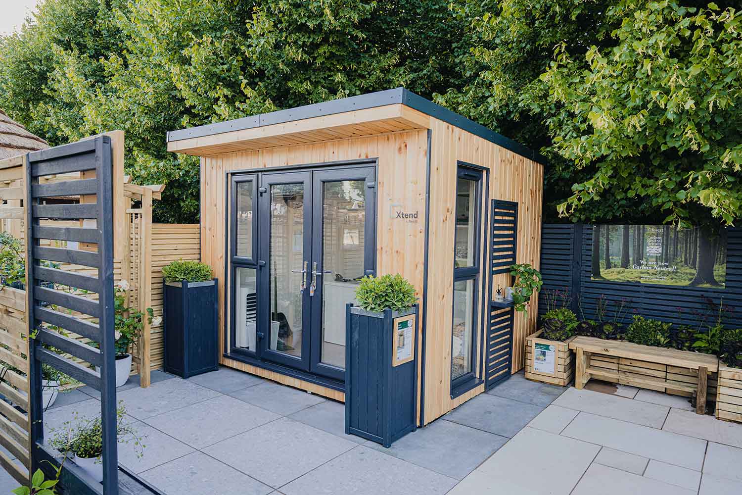 ForestXtend_HamptonCourt_ThorndownRAL7016AnthraciteGreyWood