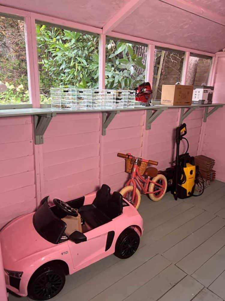 Thorndown-Cheddar-Pink-Wood-Paint_Organised-by-Charlotte