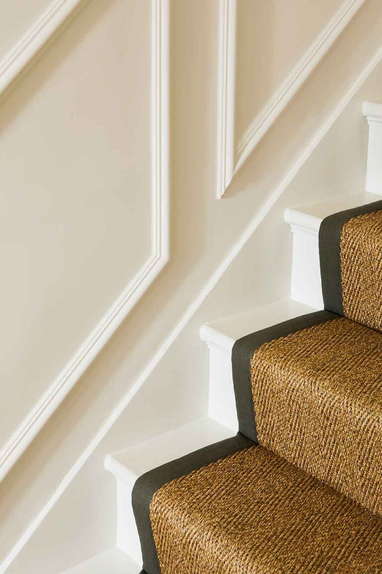 Thorndown-Whey-White-Wall-Paint_Stairwell2_Lol-Johnson