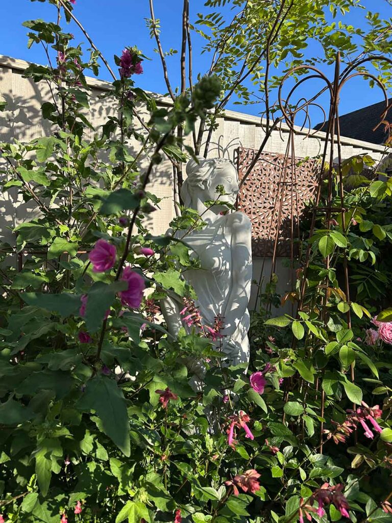 Thorndown-Tor-Stone-Wood-Paint_Man-About-Gardening_10