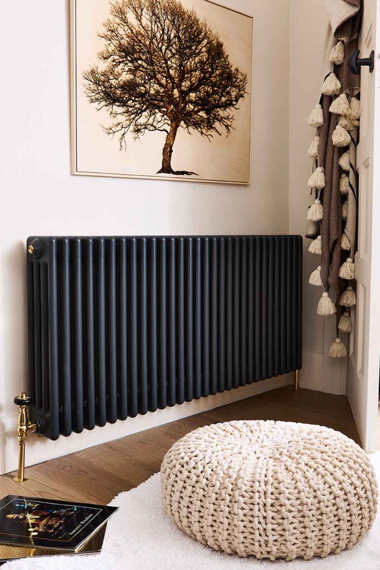 Thorndown-Whey-White-Wall-Paint-in-bedroom_Lol Johnson